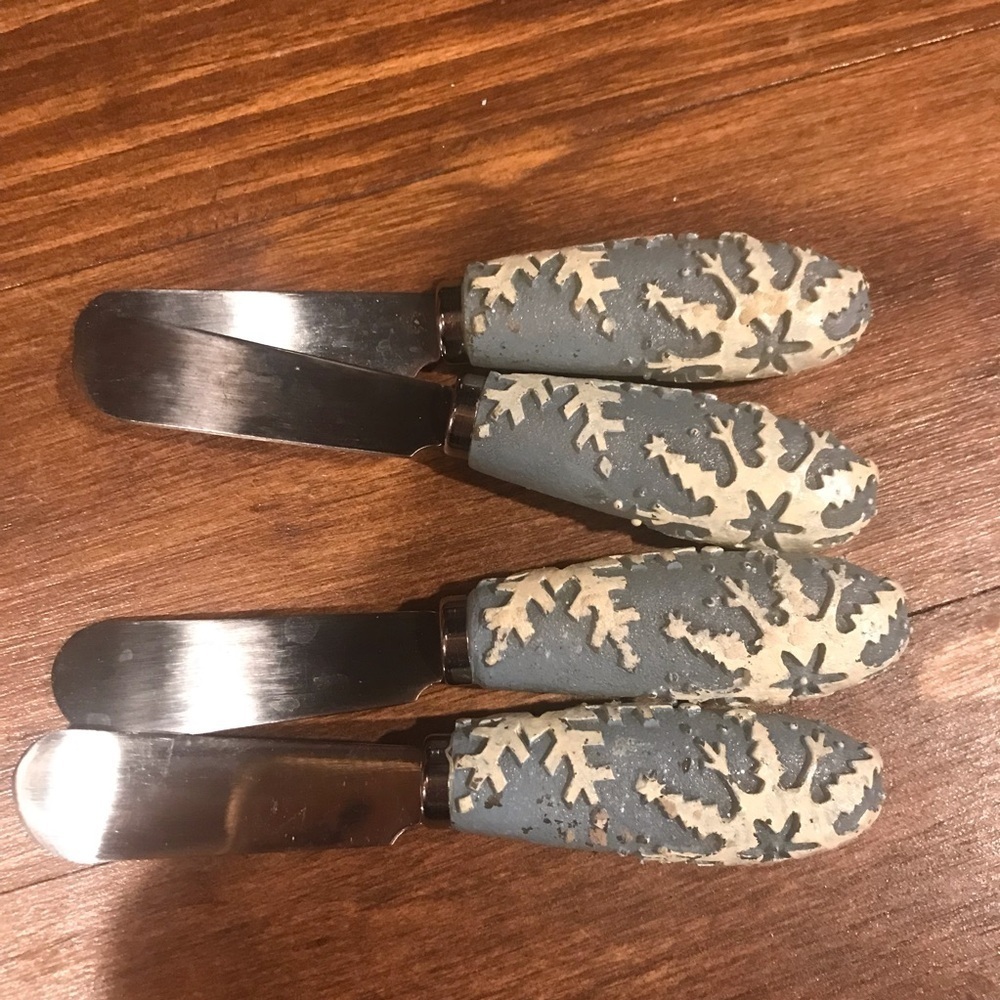 ❄️VINTAGE Snowflake Cheese Spreaders